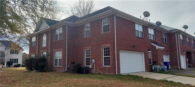 5111 S Links CIR, Suffolk, VA 23435