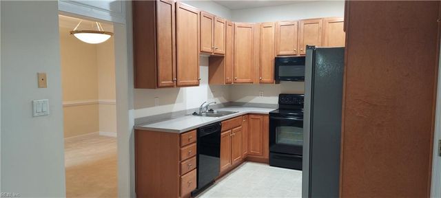 5111 S Links CIR, Suffolk, VA 23435