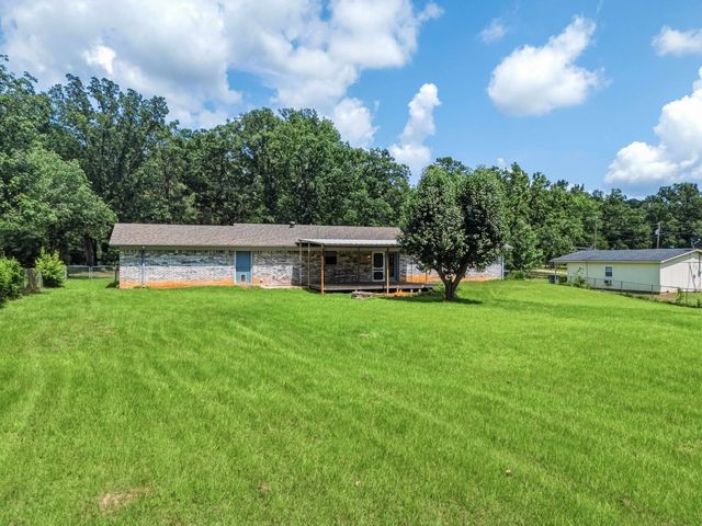 2001 Mt. Pleasant, Hallsville, TX 75650