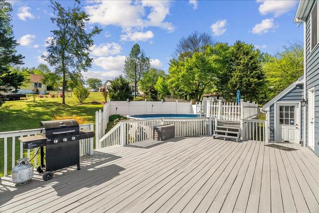 2609 E Hillview Drive, Dalton, GA 30721