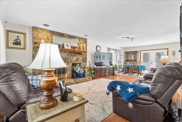 2609 E Hillview Drive, Dalton, GA 30721