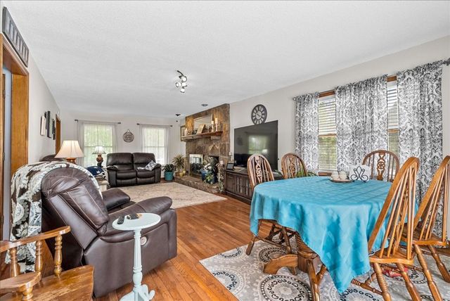 2609 E Hillview Drive, Dalton, GA 30721