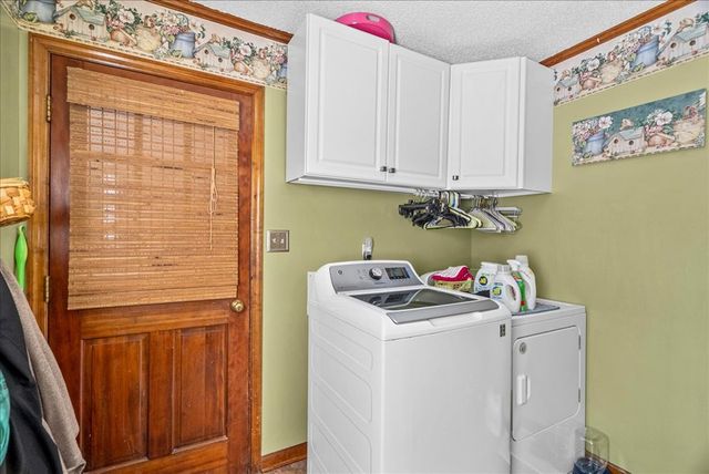2609 E Hillview Drive, Dalton, GA 30721
