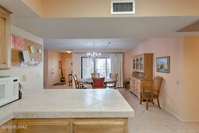 1143 W Calle Excelso, Green Valley, AZ 85614