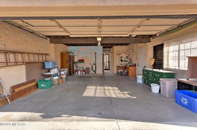 1143 W Calle Excelso, Green Valley, AZ 85614