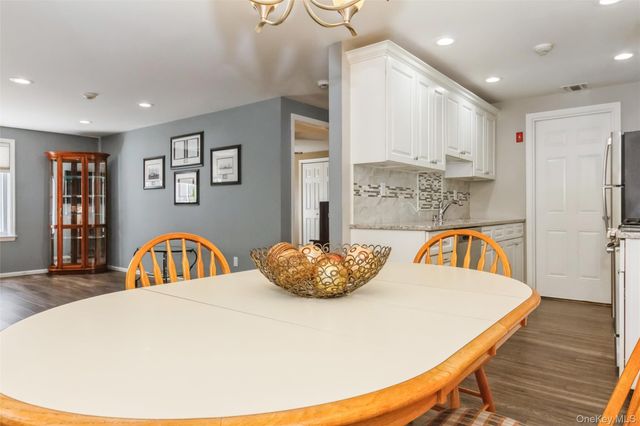 383 Birchwood Road, Medford, NY 11763