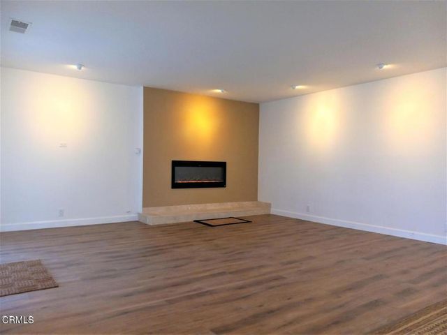 2422 Seahorse Avenue, Ventura, CA 93001