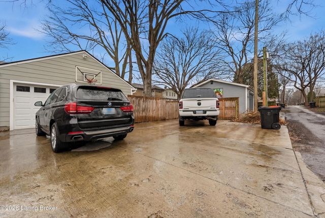 304 Stilz Ave, Louisville, KY 40206