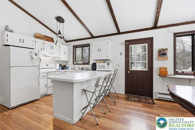 215 Penn Forest Trail, Penn Forest Twp, PA 18210