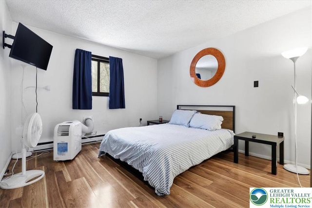 215 Penn Forest Trail, Penn Forest Twp, PA 18210