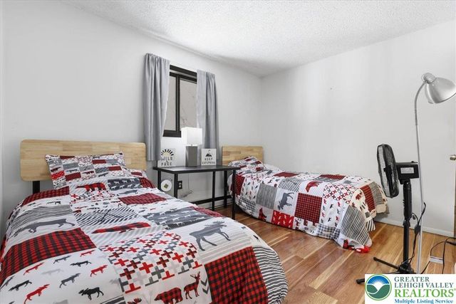 215 Penn Forest Trail, Penn Forest Twp, PA 18210