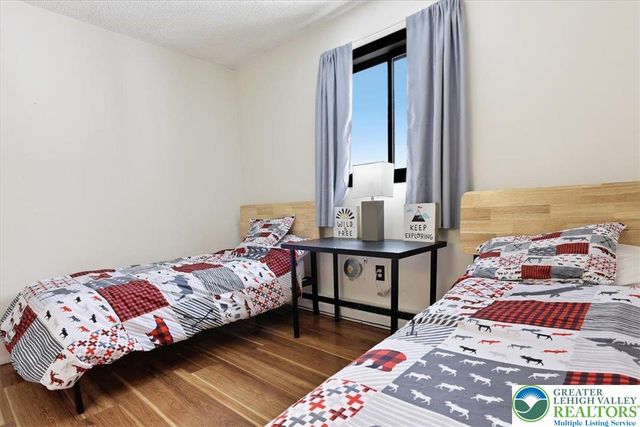 215 Penn Forest Trail, Penn Forest Twp, PA 18210