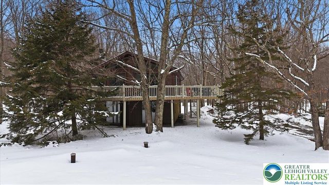 215 Penn Forest Trail, Penn Forest Twp, PA 18210