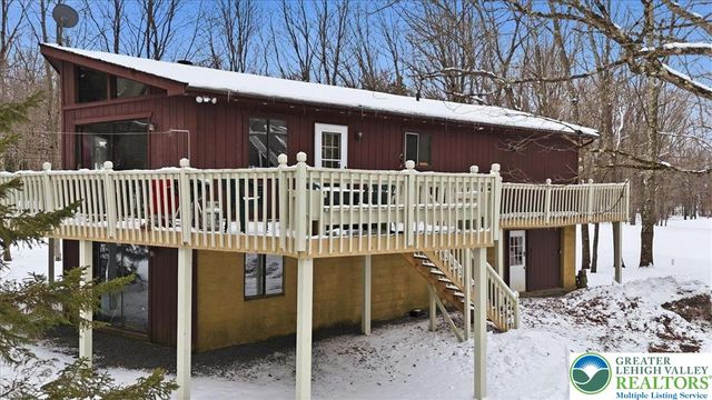 215 Penn Forest Trail, Penn Forest Twp, PA 18210