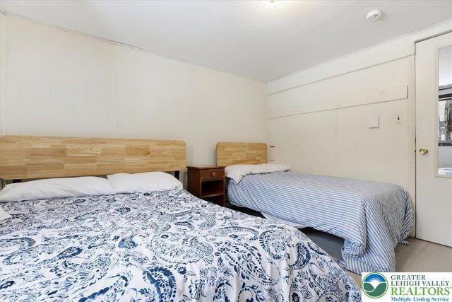 215 Penn Forest Trail, Penn Forest Twp, PA 18210