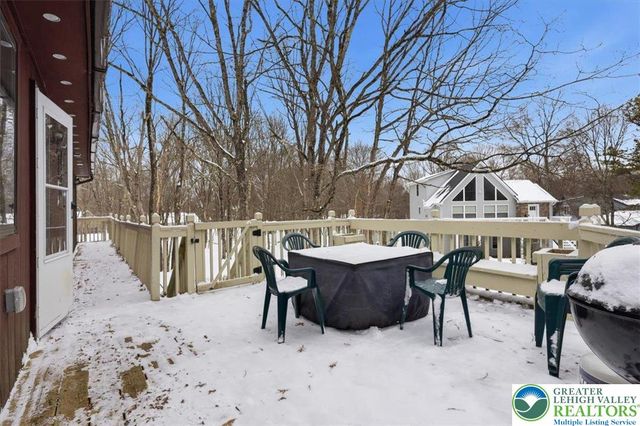 215 Penn Forest Trail, Penn Forest Twp, PA 18210