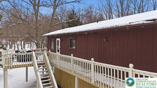 215 Penn Forest Trail, Penn Forest Twp, PA 18210