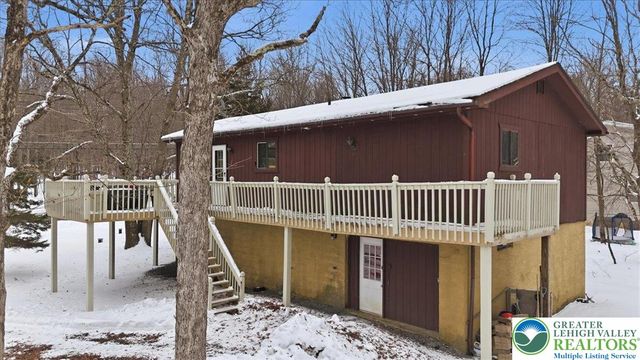 215 Penn Forest Trail, Penn Forest Twp, PA 18210