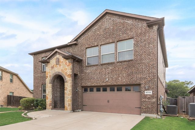 6712 Eliza Drive, Arlington, TX 76001