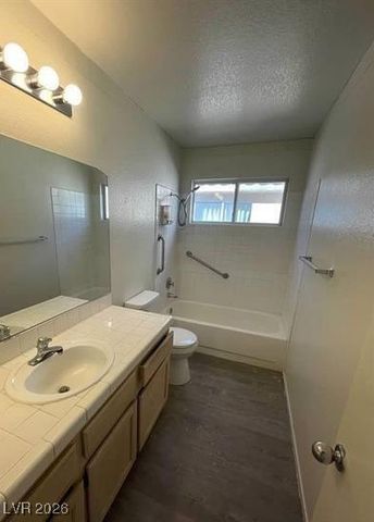 1213 Daytona Lane, Las Vegas, NV 89117