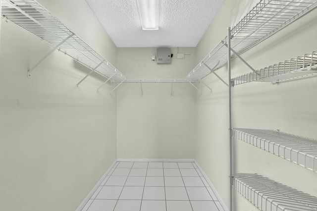 9560 Weldon Circle J413, Tamarac, FL 33321