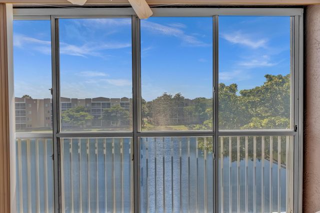 9560 Weldon Circle J413, Tamarac, FL 33321