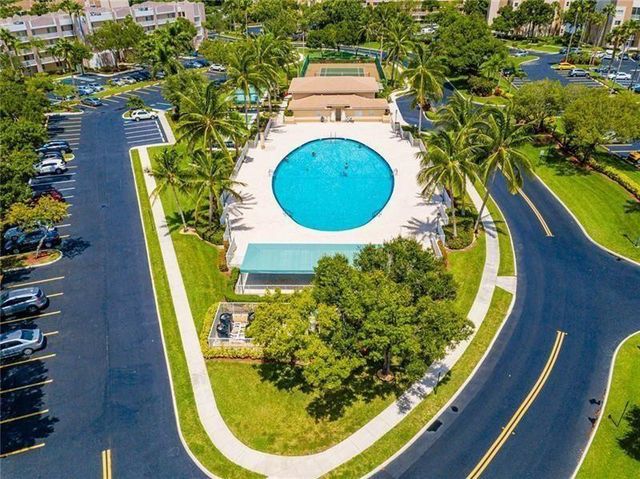 9560 Weldon Circle J413, Tamarac, FL 33321