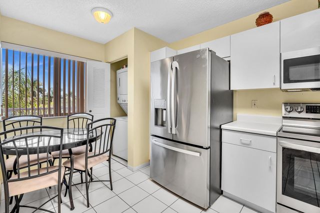 9560 Weldon Circle J413, Tamarac, FL 33321