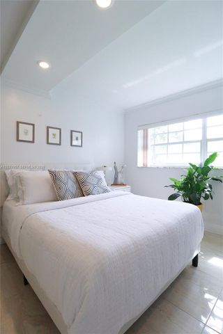 7797 Golf Circle Drive 208J, Margate, FL 33063