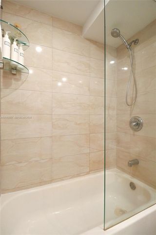 7797 Golf Circle Drive 208J, Margate, FL 33063