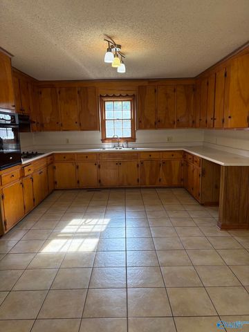 19557 Edgewood Road, Athens, AL 35614