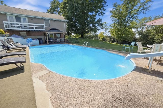 6272 Hendrickson Road, Turtle Creek Twp, OH 45044