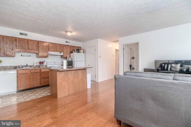 215 S EATON ST, Baltimore, MD 21224