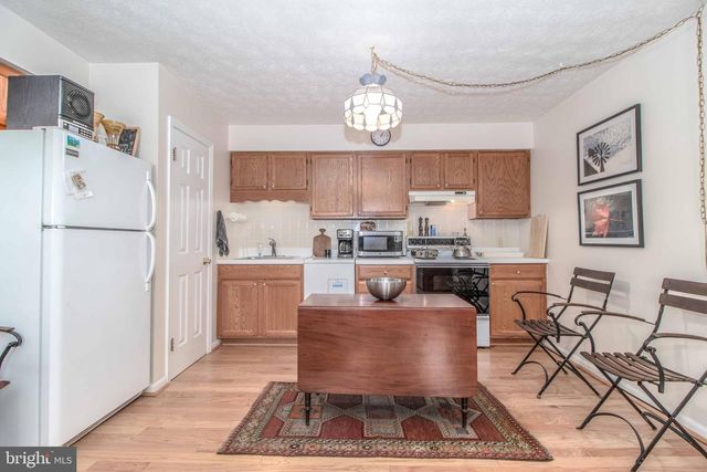 215 S EATON ST, Baltimore, MD 21224