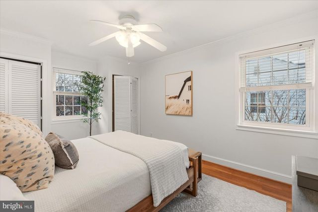 2700 CAMERON MILLS RD, Alexandria, VA 22302