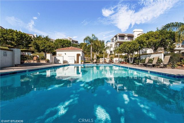 27786 Arta 11, Mission Viejo, CA 92692