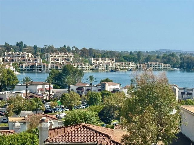 27786 Arta 11, Mission Viejo, CA 92692