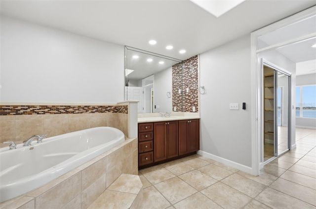 8767 THE ESPLANADE 40, Orlando, FL 32836
