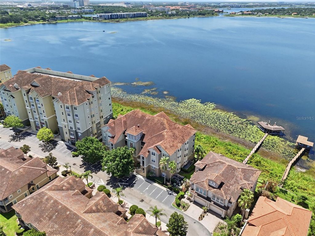 Image 2 of property listing at 8767 THE ESPLANADE 40, Orlando, FL 32836