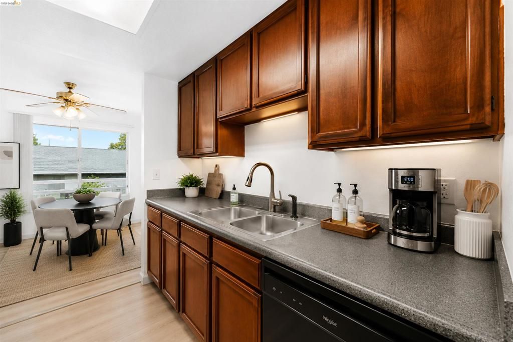 Image 18 of property listing at 4186 San Pablo Dam Rd A, El Sobrante, CA 94803