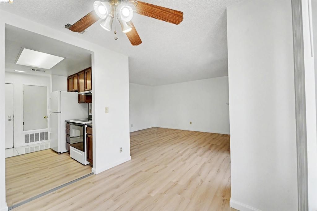 Image 24 of property listing at 4186 San Pablo Dam Rd A, El Sobrante, CA 94803