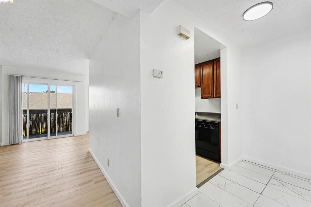Image 26 of property listing at 4186 San Pablo Dam Rd A, El Sobrante, CA 94803