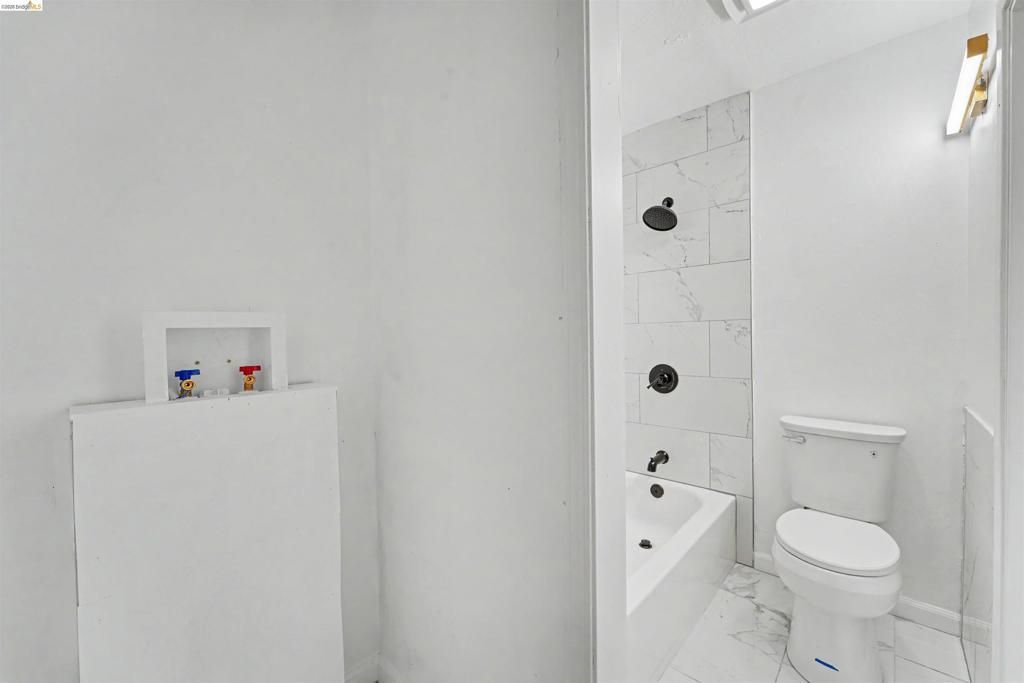 Image 28 of property listing at 4186 San Pablo Dam Rd A, El Sobrante, CA 94803