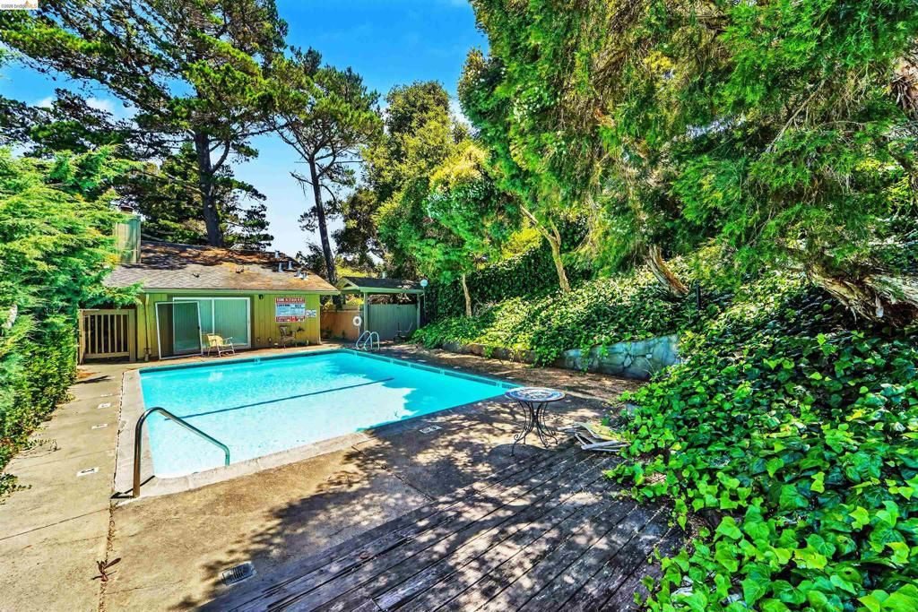Image 33 of property listing at 4186 San Pablo Dam Rd A, El Sobrante, CA 94803