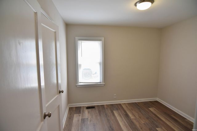 2333 E Illinois Street, Evansville, IN 47711