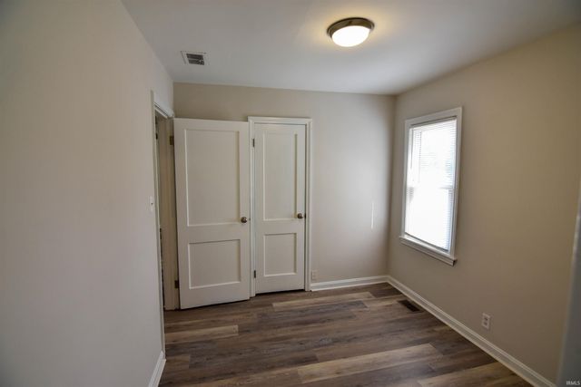 2333 E Illinois Street, Evansville, IN 47711