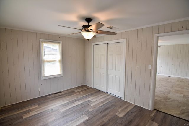 2333 E Illinois Street, Evansville, IN 47711