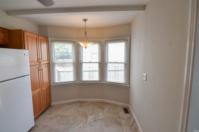 2333 E Illinois Street, Evansville, IN 47711