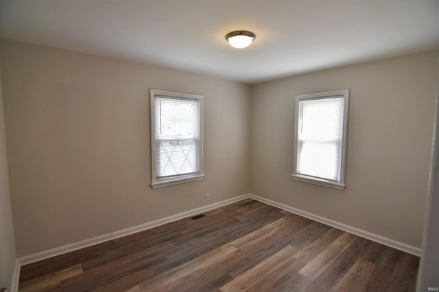 2333 E Illinois Street, Evansville, IN 47711