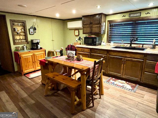 1215 Mountain Shadows Drive, Cleveland, GA 30528